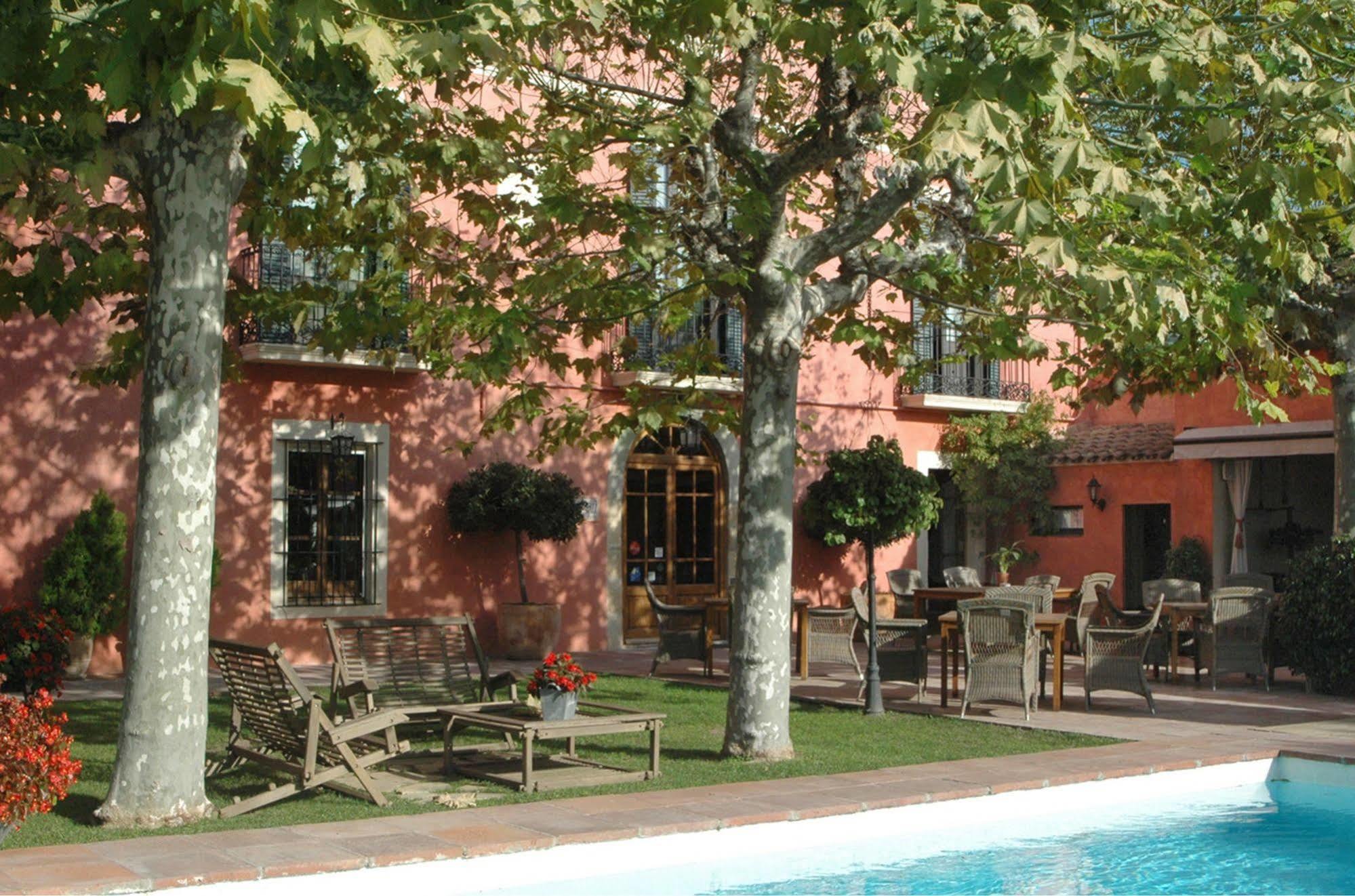 Hôtel Mas De Baix à Cabrils Extérieur photo